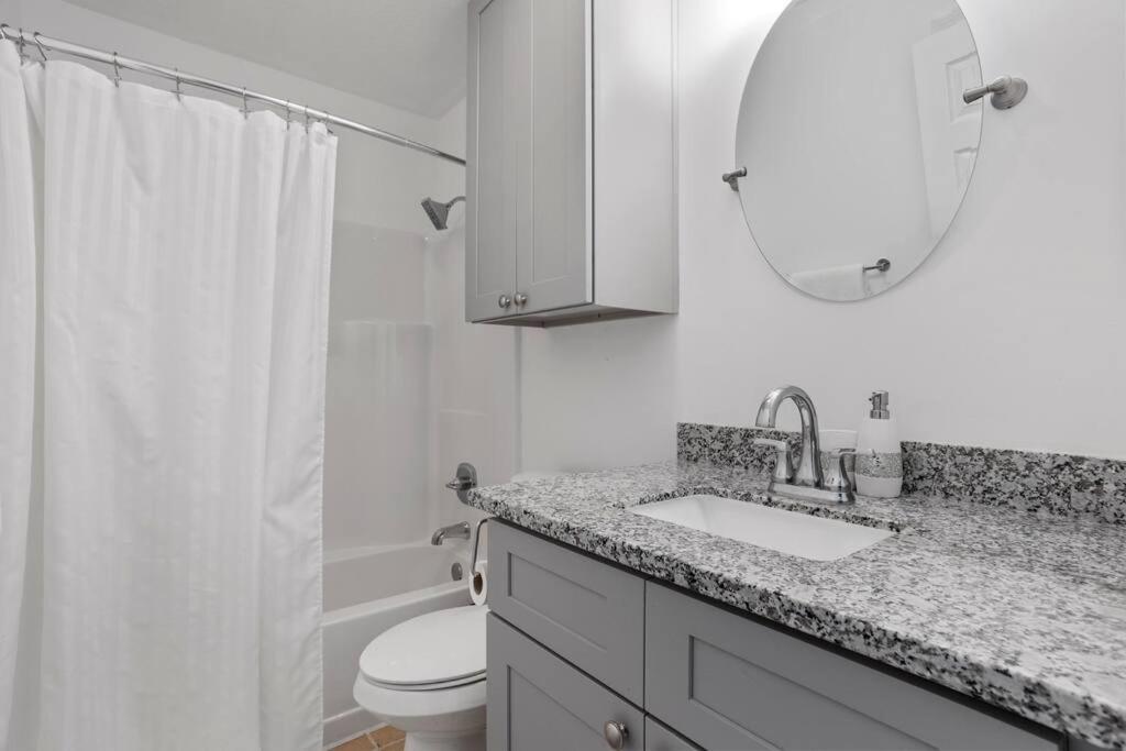 Quiet Apartment In Iowa, La Extérieur photo